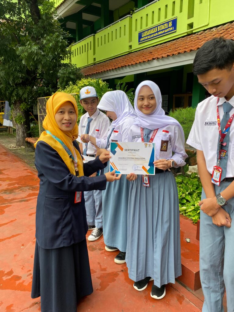 Sosialisasi Revisi Visi Misi SMA Negeri 10 Jakarta Tahun 2025