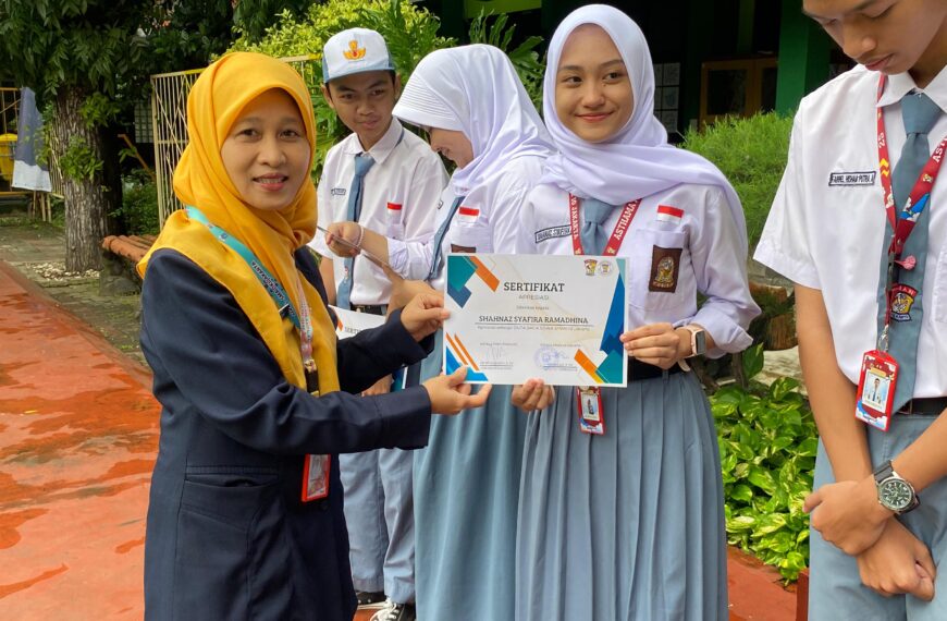 Sosialisasi Revisi Visi Misi SMA Negeri…